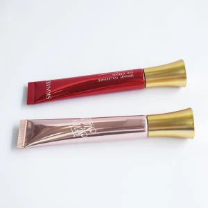 Kerek műanyag cső szemkrémhez