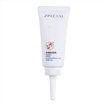 Kis műanyag csavaros tetejű tartály